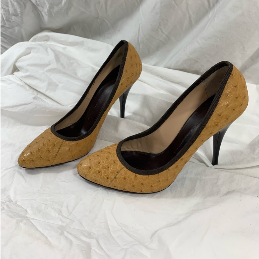 Vintage women GIUSEPPE ZANOTTI light tan genuine ostrich skin heels shoes 40 10